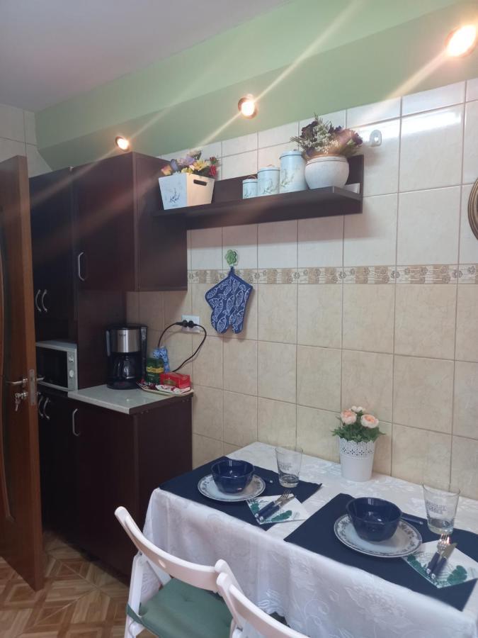Blue Sky Apartment Ploieşti Kültér fotó